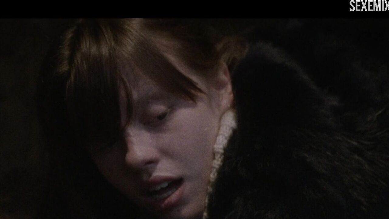 Mia Goth lost her virginity in the alley, scene in Nymphomaniac: Vol. II