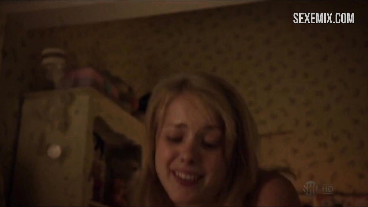 Laura Wiggins cowgirl sex, scene in Shameless