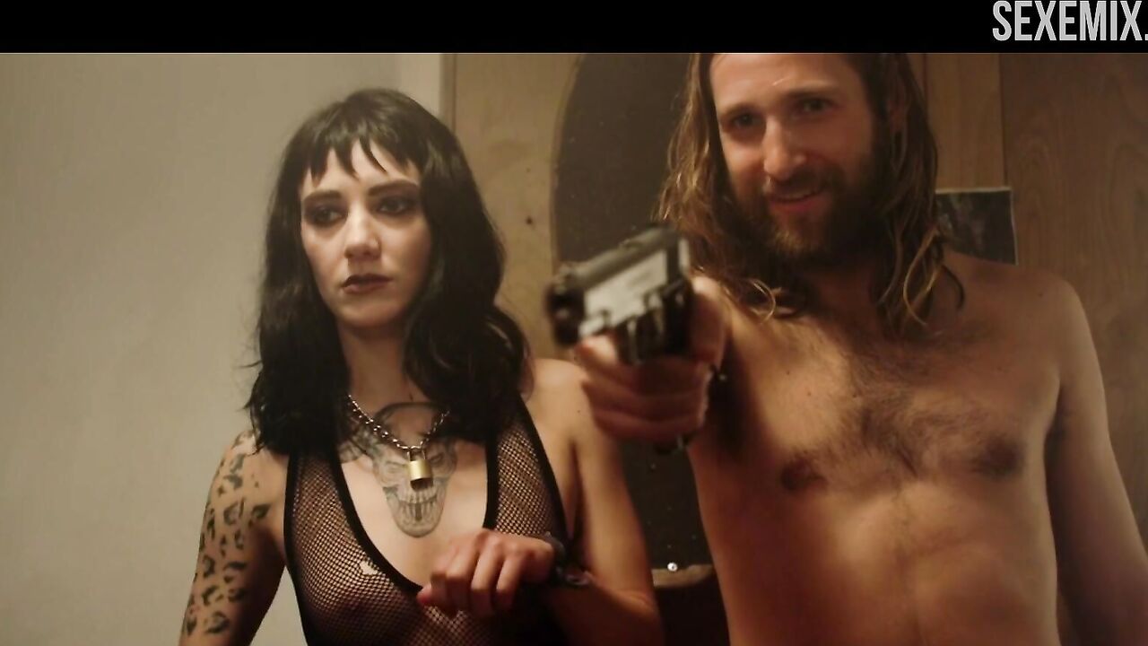 Sheila Vand shows us her boobs, scene in 68 Kill