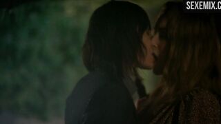 Katherine Moennig and Katherine Moennig kissing - The L Word: Generation Q