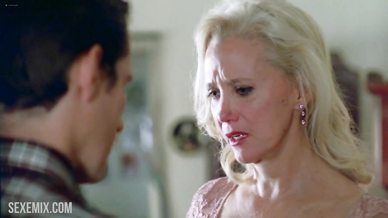 Sex with Sally Kirkland, scene in Amnesia (1997)