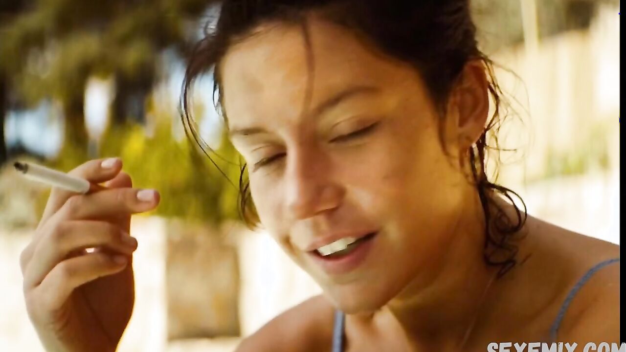 Seductive Adele Exarchopoulos in a swimsuit, scene in Revenir (2019)