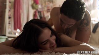 裸の体とセクシーなお尻を披露するメリッサ・バレラ、Vida (2018) のシーン