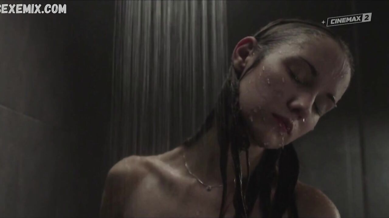 Eliska Krenkova in shower, scene in Tiche doteky (2019)