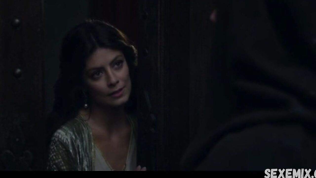 Alessandra Mastronardi Unterwäsche, sexy Szene in Medici Masters of Florence s02e01 (2016)