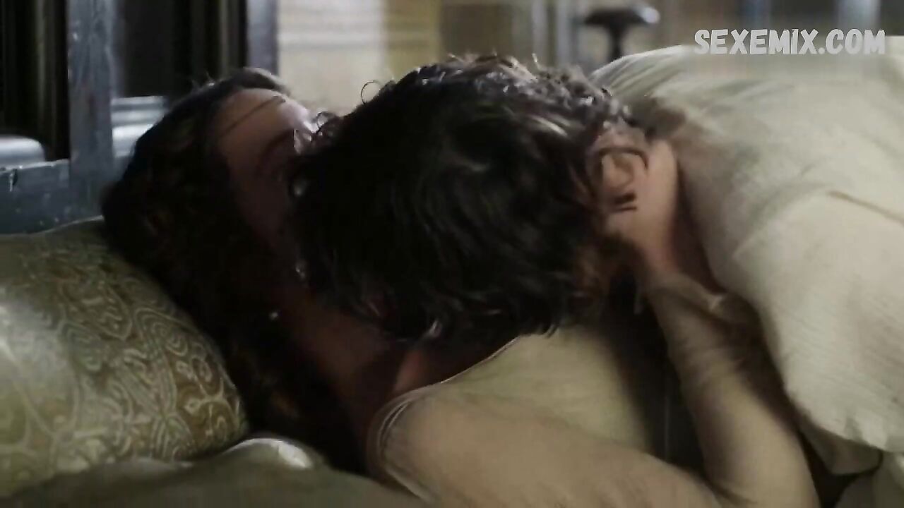 Hot Valentina Belle, Sexy Scene in Medici Masters Of Florence