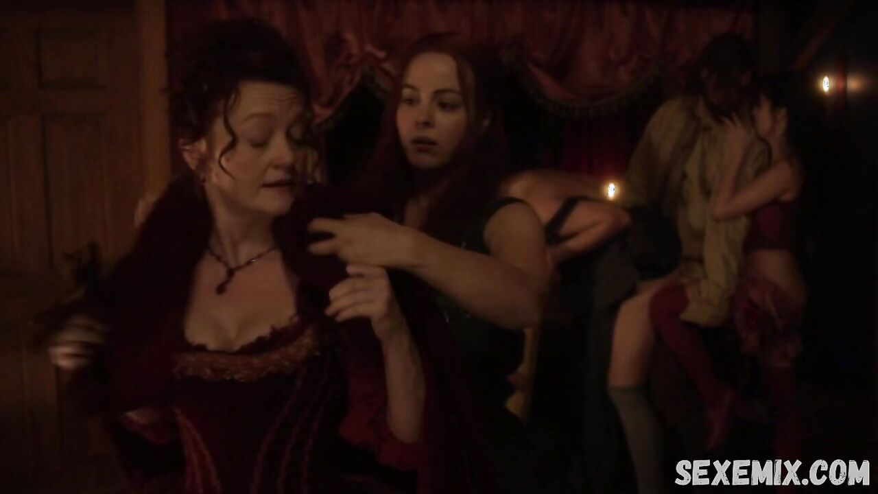 Azure Parsons sexy, Erotic scene in Salem s01e05 (2014)