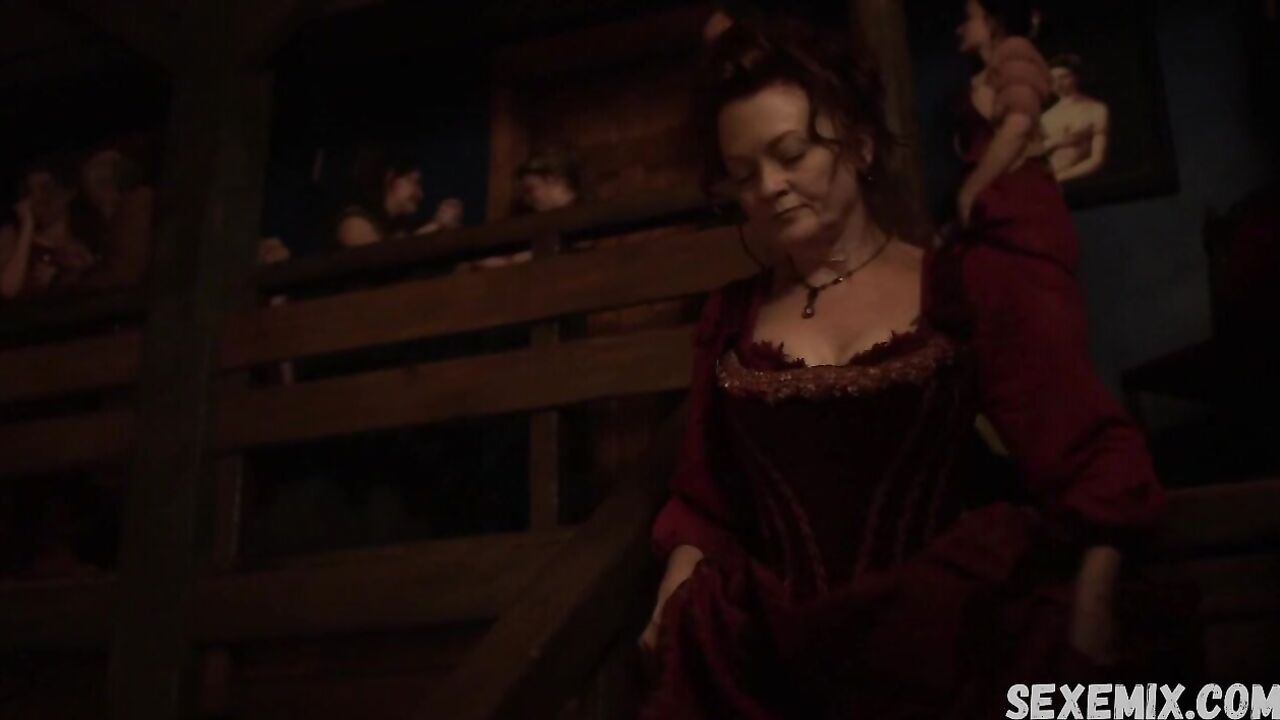 Azure Parsons sexy, Erotic scene in Salem s01e05 (2014)