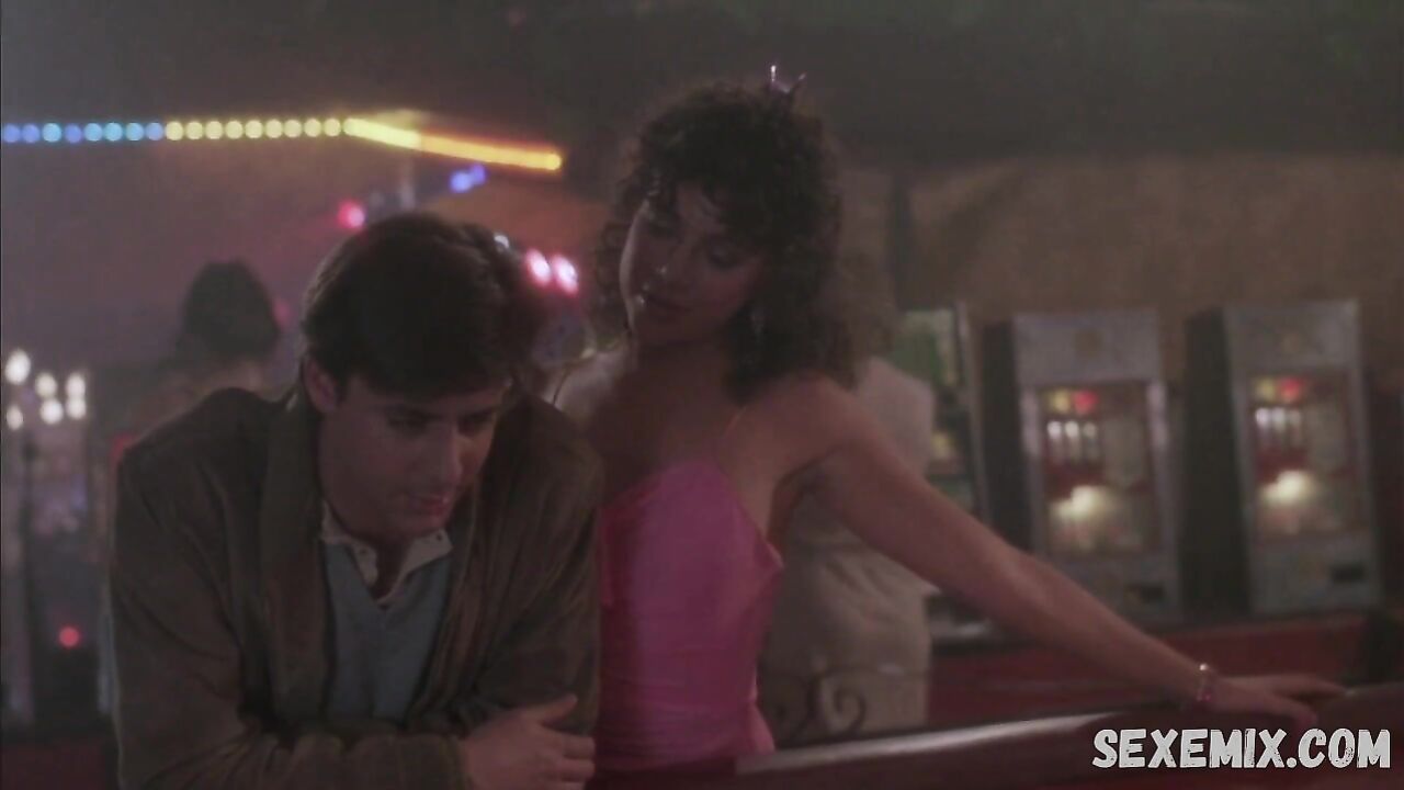 Julie Carmen sexy, scene in Blue City (1986)