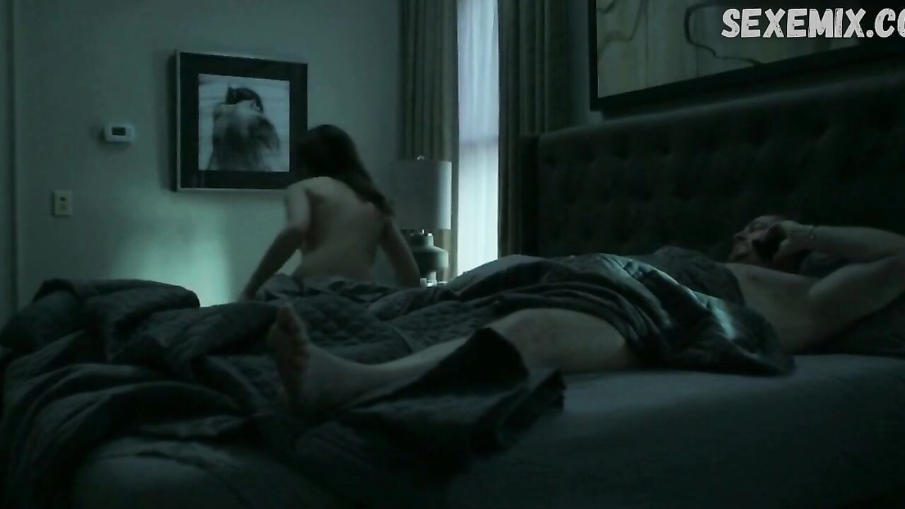 Malone Thomas sexy, Underwear Scene in Ozark 2018