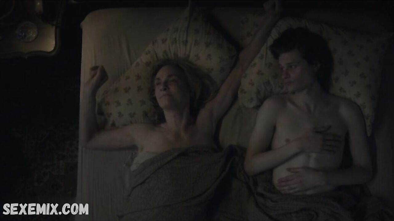 Lisa Emery Naked, scene in Ozark s03e05 (2020)