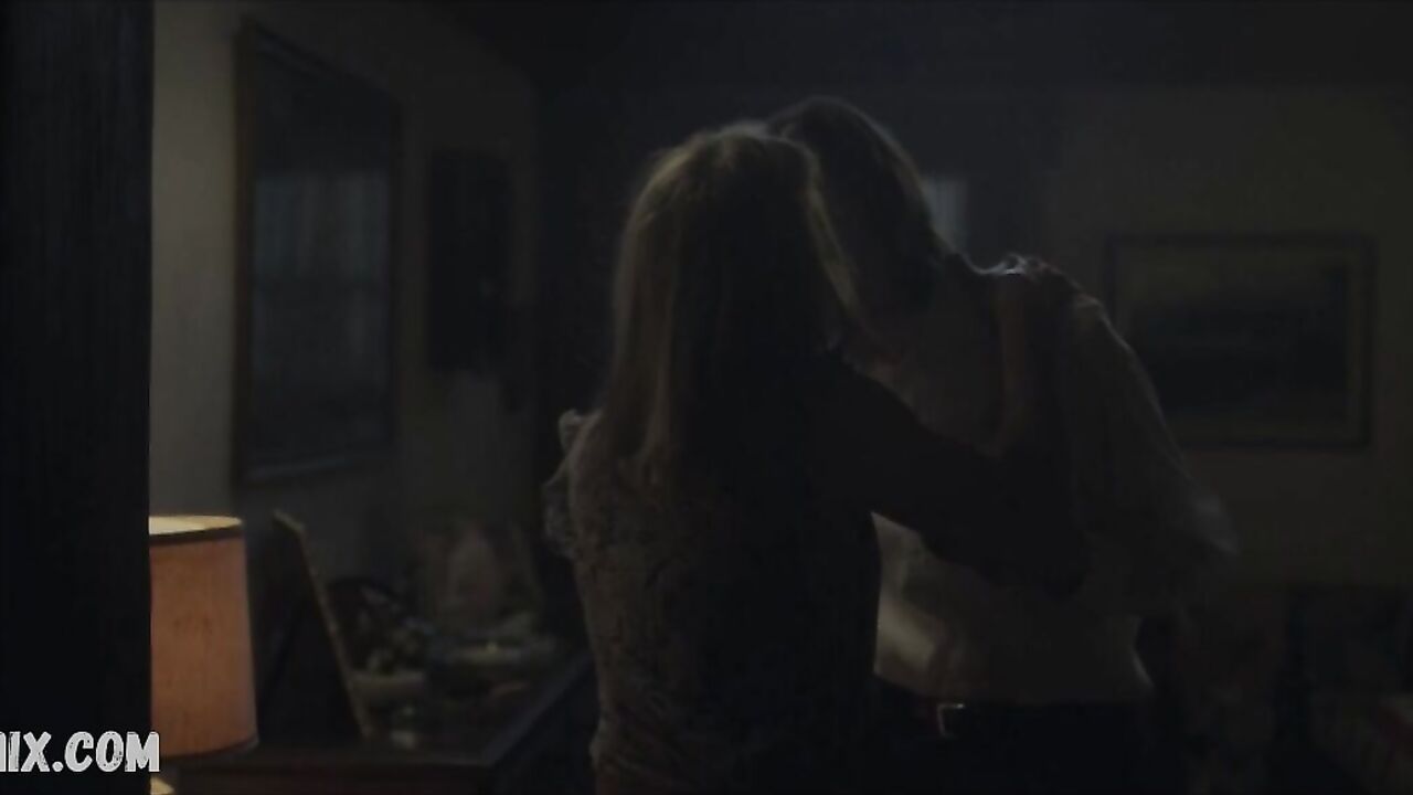 Lisa Emery Naked, scene in Ozark s03e05 (2020)