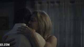 Lisa Emery nue, scène dans Ozark s03e05 (2020)