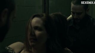 Jordana Spiro fucked in bathroom, scene in - Ozark s02e04 (2018)