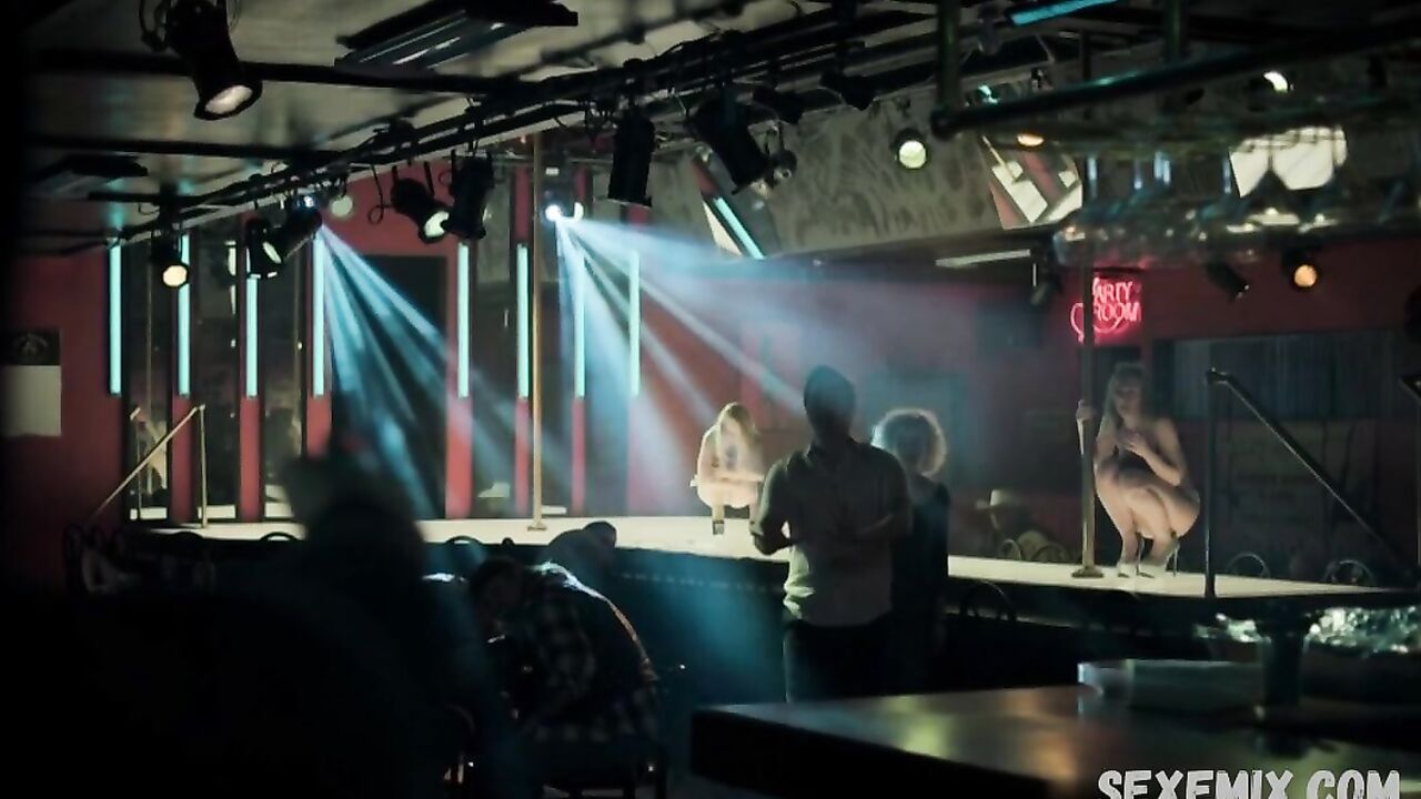 Melissa Saint-Amand tanzt Striptease, Szene in Ozark s02e08-09 (2018)