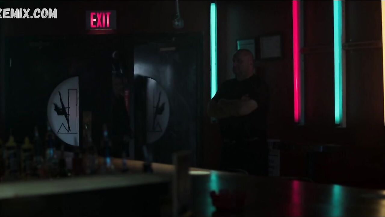 Kiley Casciano dancing striptease, scene  Ozark s02e02 (2018)