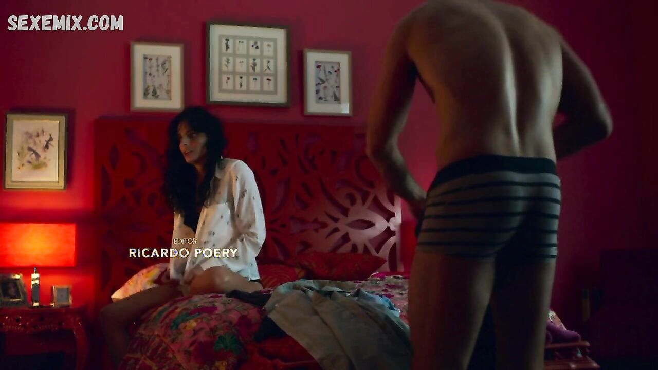 Sex with Aislinn Derbez, Scene in The House of Flowers (2019)