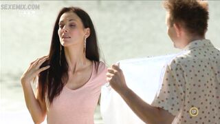 Zsuzsanna Ripli breasts, scene in A mi kis falunk (2019)