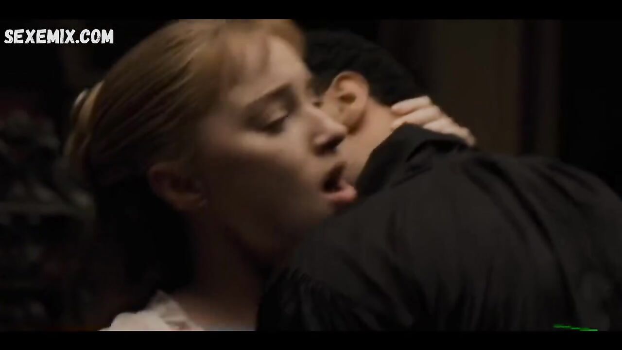 Phoebe Dynevor sexy, hot scene in Bridgerton 2020