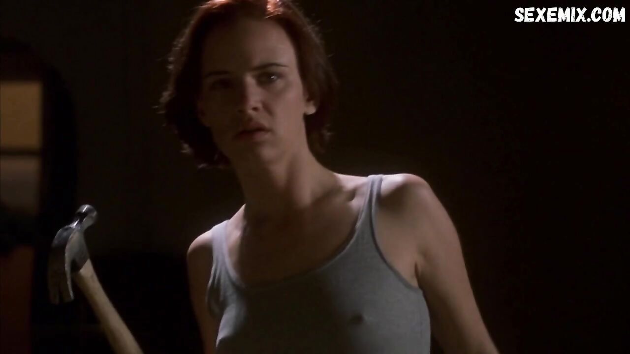 Juliette Lewis sexy, Szene in The 4th Floor (1999)