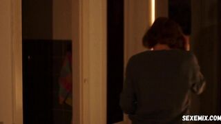 Magali Heu sexy, scena in Petit Matin (2013)