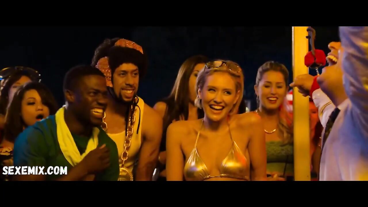 Kaley Cuoco, Nicky Whelan bikini, scene in The Wedding Ringer (2015)