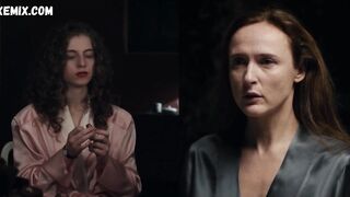 Tetta laterale di Deborah Kaufmann, scena in Dark s01e03 (2017)