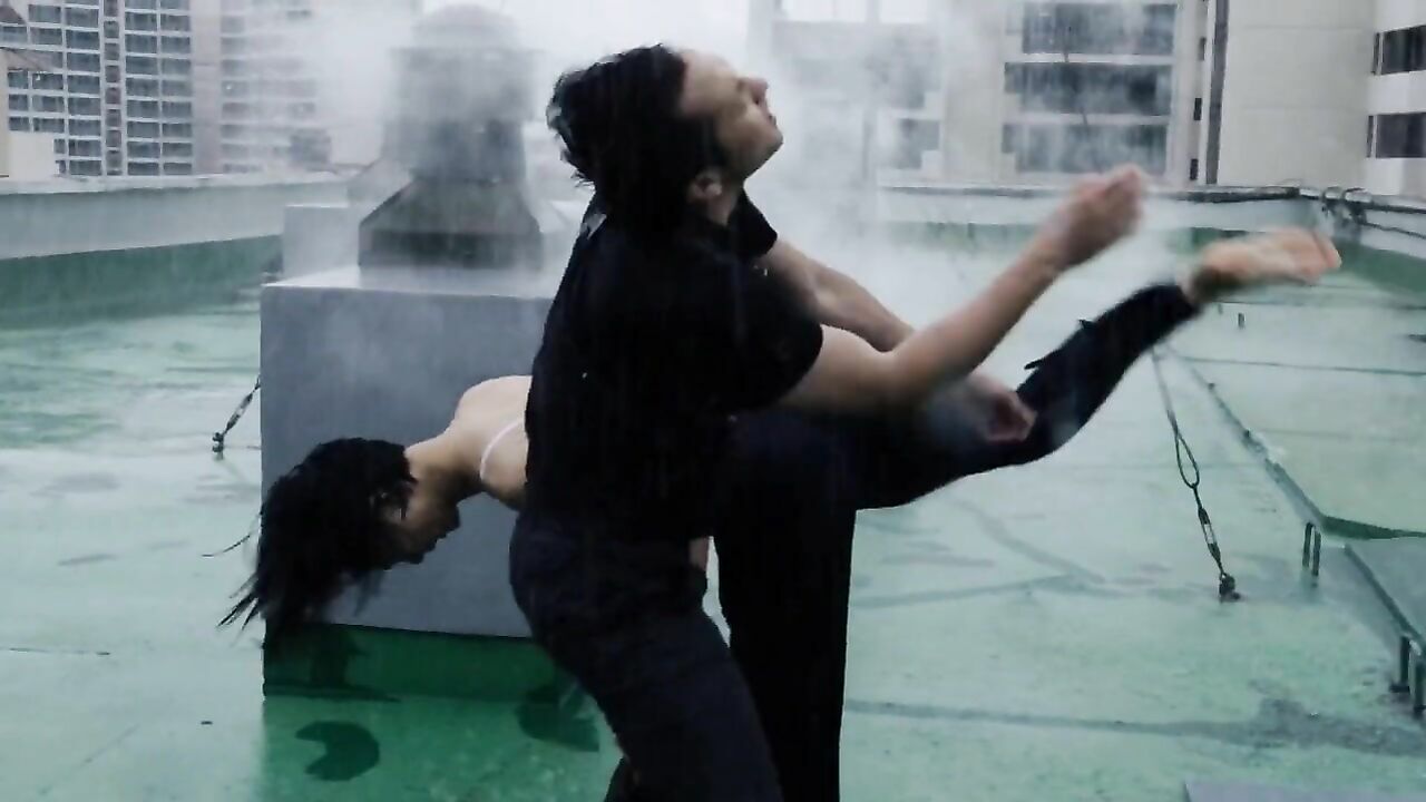 Doona Bae nackt, erotische Szene aus Sense8 s02e03, erotische Szene aus 04 (2017)