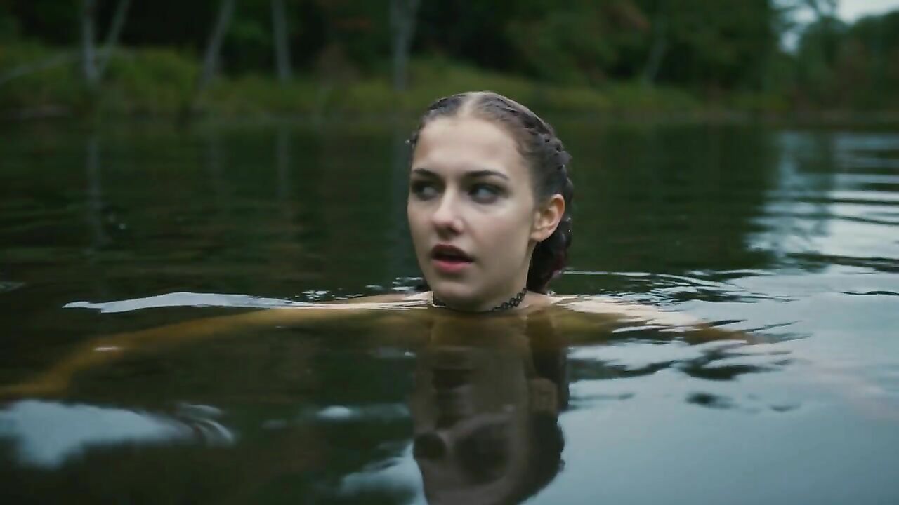 Josefine Christofferson nackt, erotische Szene aus Backstroke (2017)