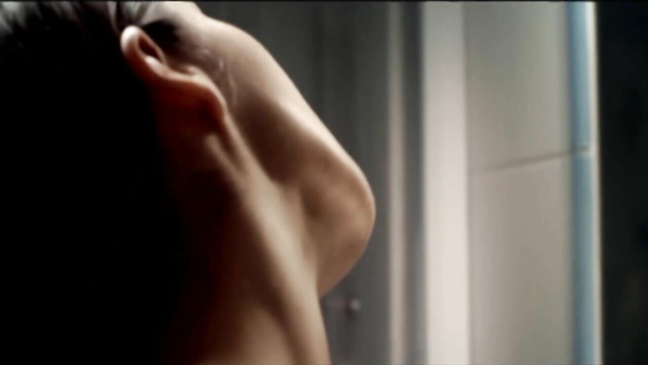 Pasqualina Sanna nude, Sex scene from Perez (2014)