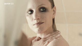 Isabel Thierauch nuda, scena di sesso da Die Stille (2015)