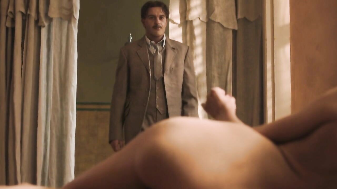 Lize Feryn nude, Sex scene from Een Echte Vermeer (2016)