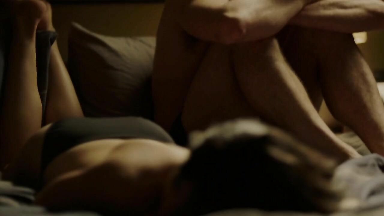 Inbar Lavi sexy, erotische Szene aus Imposters s01e01 (2017)