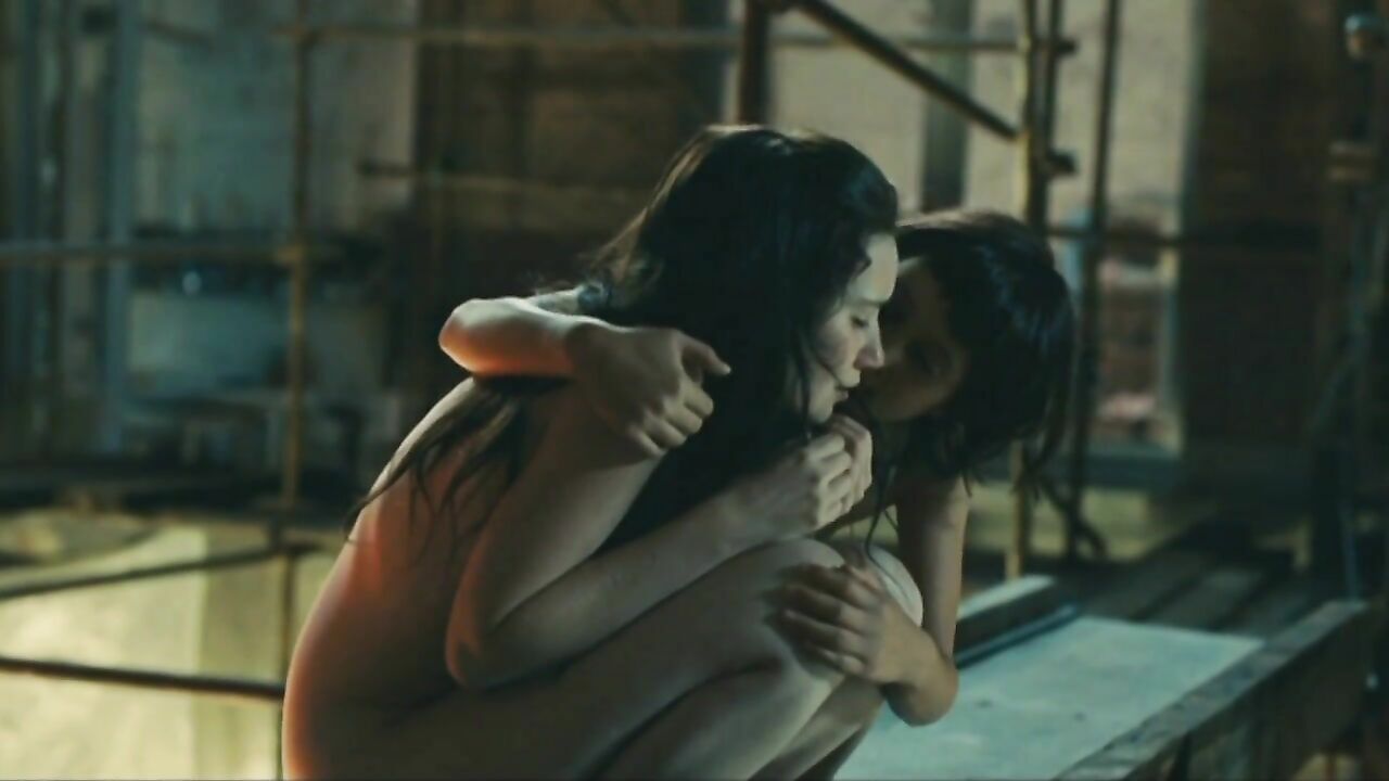 Deborah Francois nude, Maria Kraakman nude, Sex scene from My Queen Karo (2009)