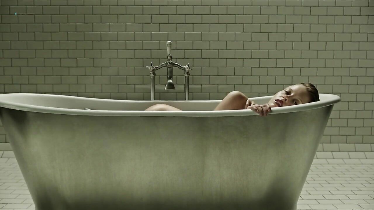 Mia Goth nude, erotic scene from A Cure for Wellness (2016)