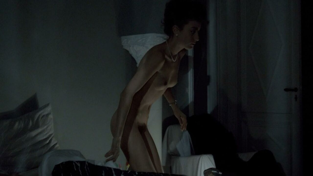 Pascale Ogier nude, erotic scene from Les nuits de la pleine lune (1984) #2