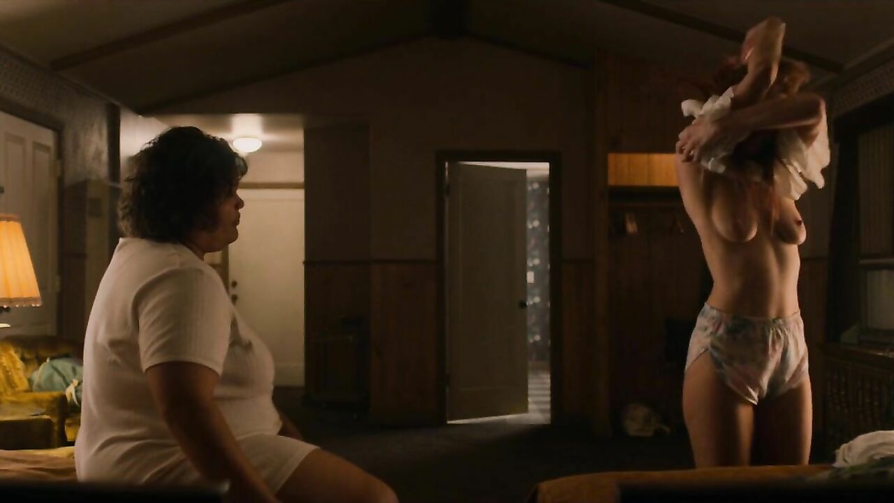 Kate Nash nude, erotic scene from GLOW s01e04 (2017)