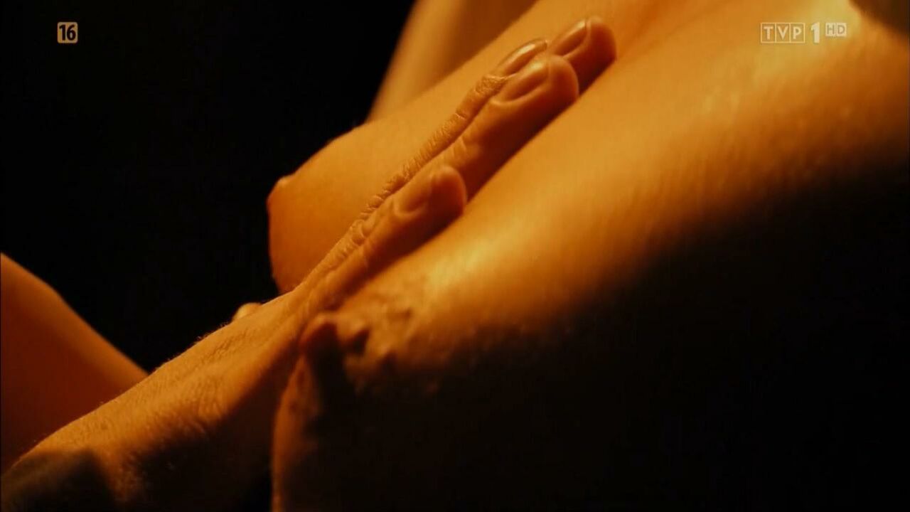 Karolina Gorczyca nude, Sex scene from Hustawka (2009)