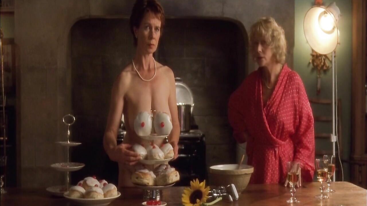 Helen Mirren nude, Celia Imrie nude, Julie Walters nude, Penelope Wilton nude, erotic scene from Calendar Girls (2003)