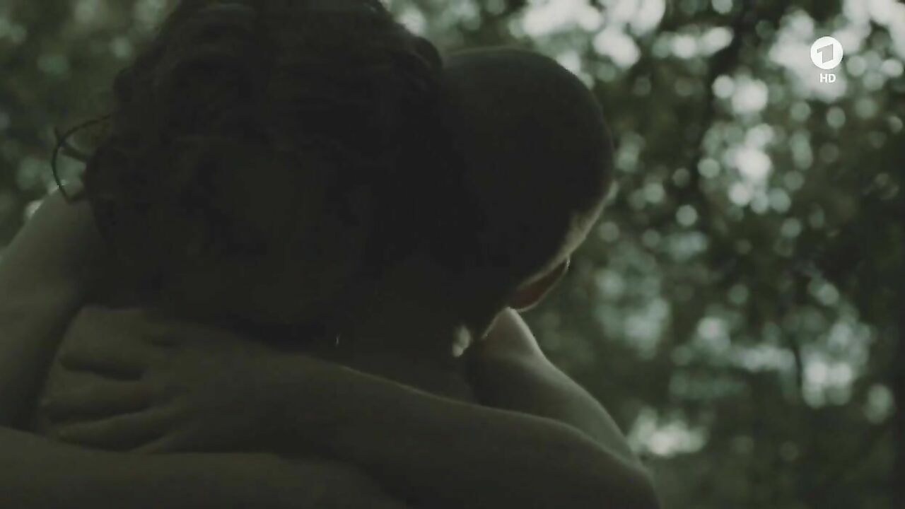 Alice Dwyer nude, erotic scene from Die verlorene Zeit (2011)