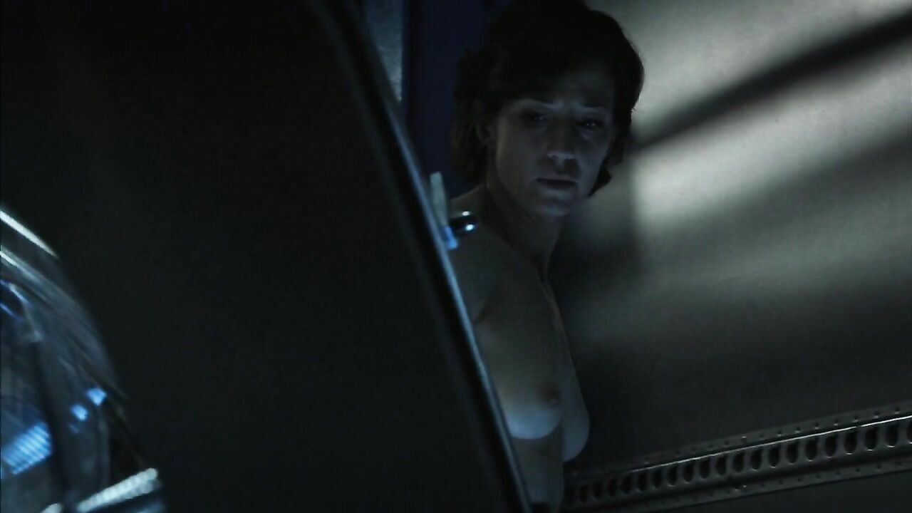 Carrie Coon nude, erotic scene from The Leftovers s03e08 (2017)