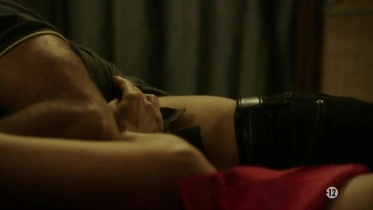 Veronique Volta nude, Sex scene from Mafiosa s04e05 (2012)