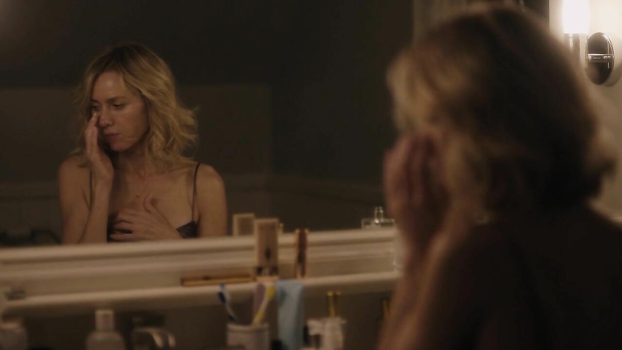 Naomi Watts nude, Sex scene from Gypsy s01e01 (2017)