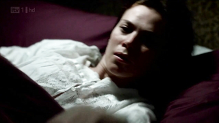 Anna Friel sexy, scena di sesso da Without You s01 (2012)