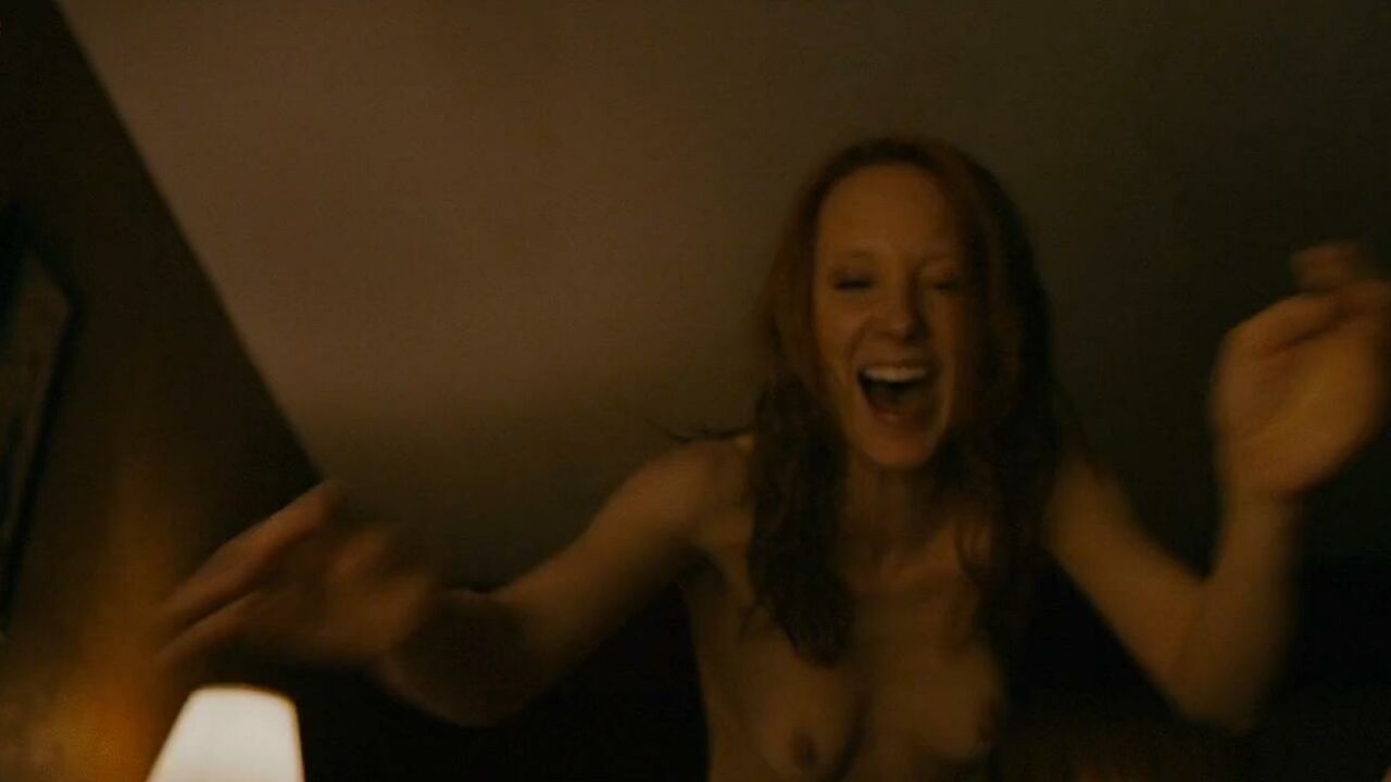 Anne Heche nude, Sex scene from Cedar Rapids (2011)