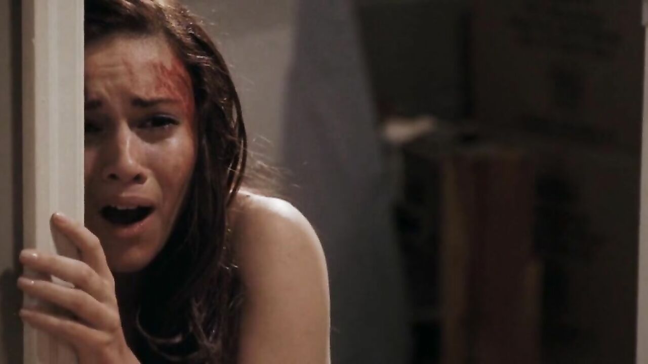 Briana Evigan sexy, Deborah Ann Woll sexy, erotische Szene vom Muttertag (2010)