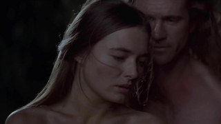 Catherine McCormack nude, erotic scene from Braveheart (1995)