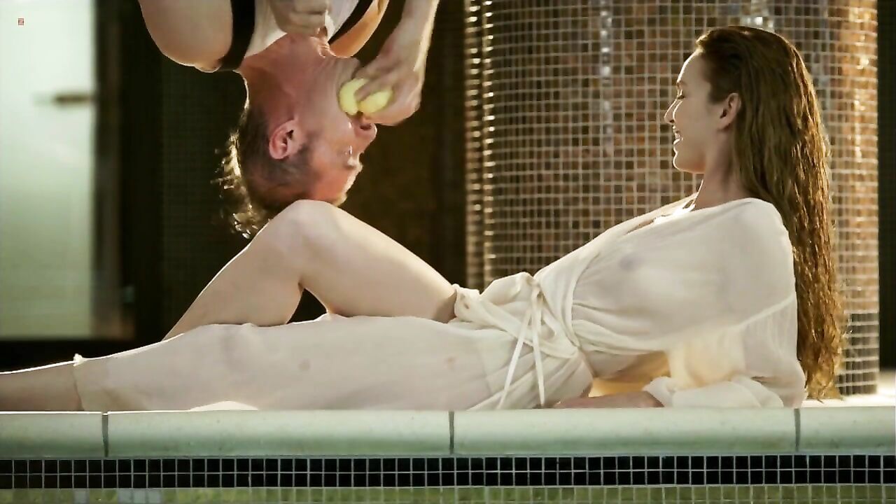 Claire Keim nude, erotic scene from La nouvelle Blanche Neige (2011)