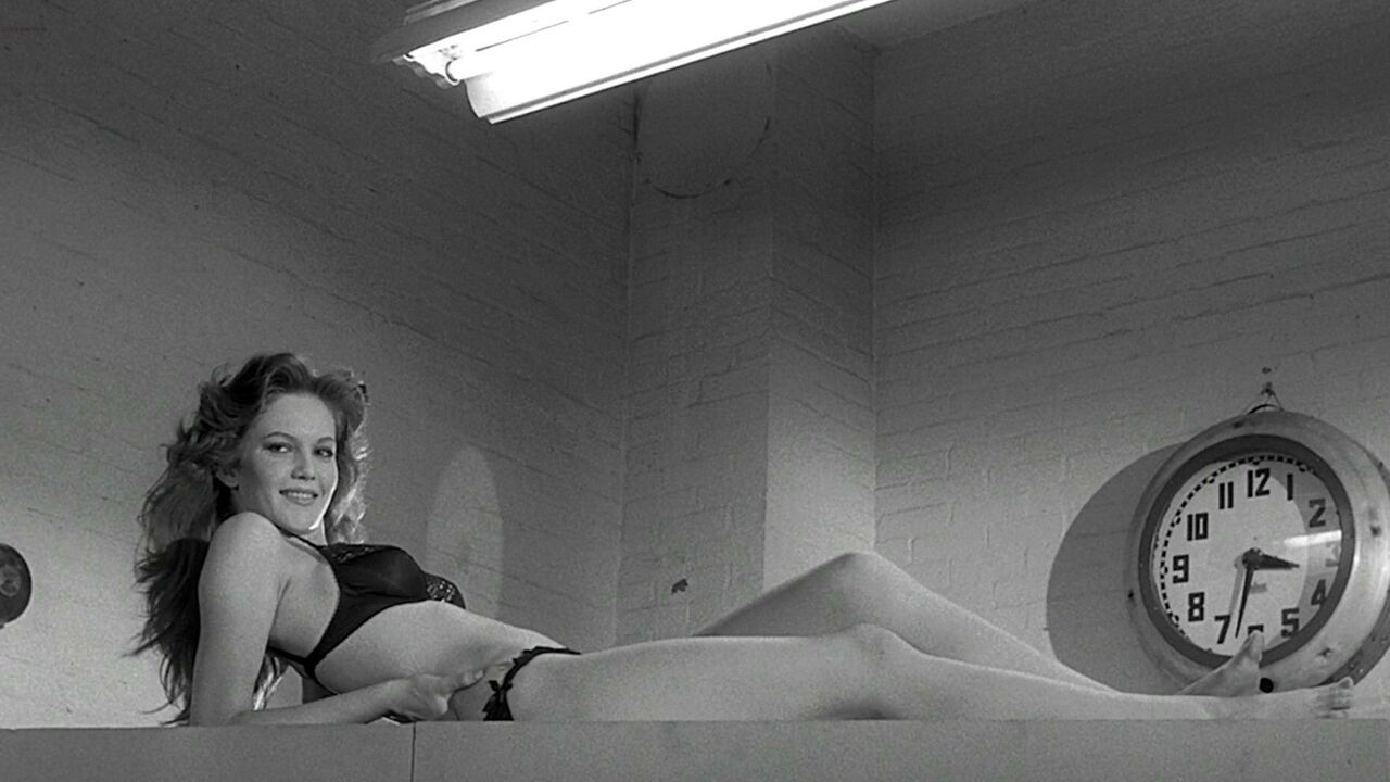 Diane Lane sexy, erotic scene from Rumble Fish (1983)