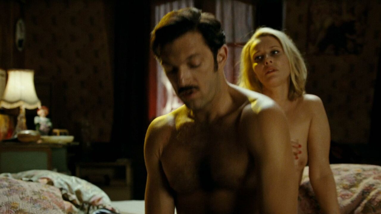 Florence Thomassin nackt, Sexszene aus Mesrine: Killer Instinct (2008)